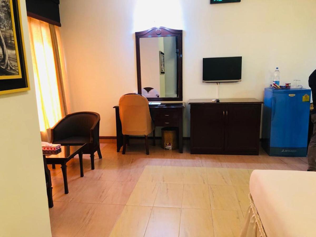 Grand Park Hotel Chittagong Ngoại thất bức ảnh